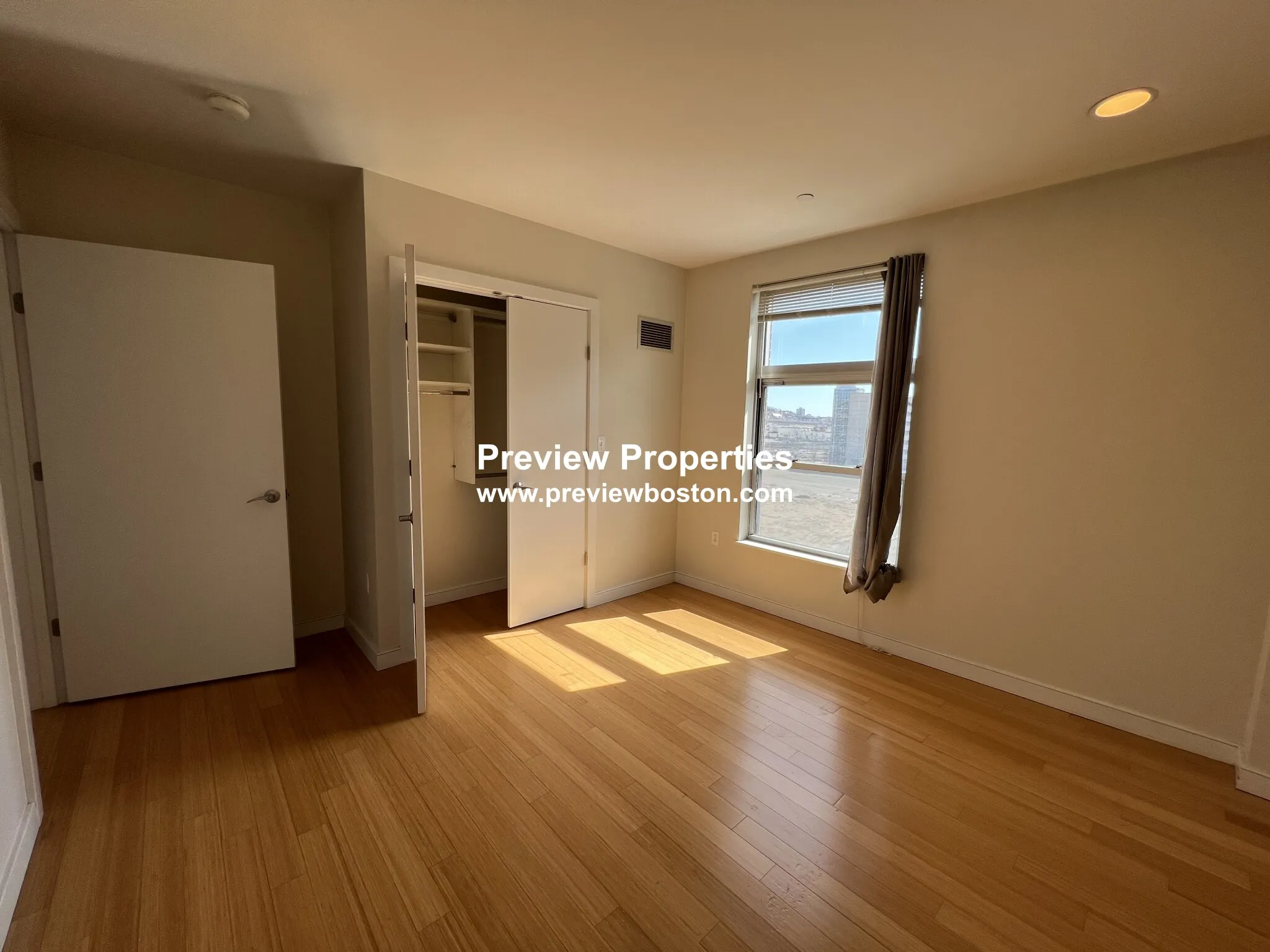 2 bed, 1.5 bath apartment for rent at 601 Albany St Unit 608, South End — photo 13 of 17