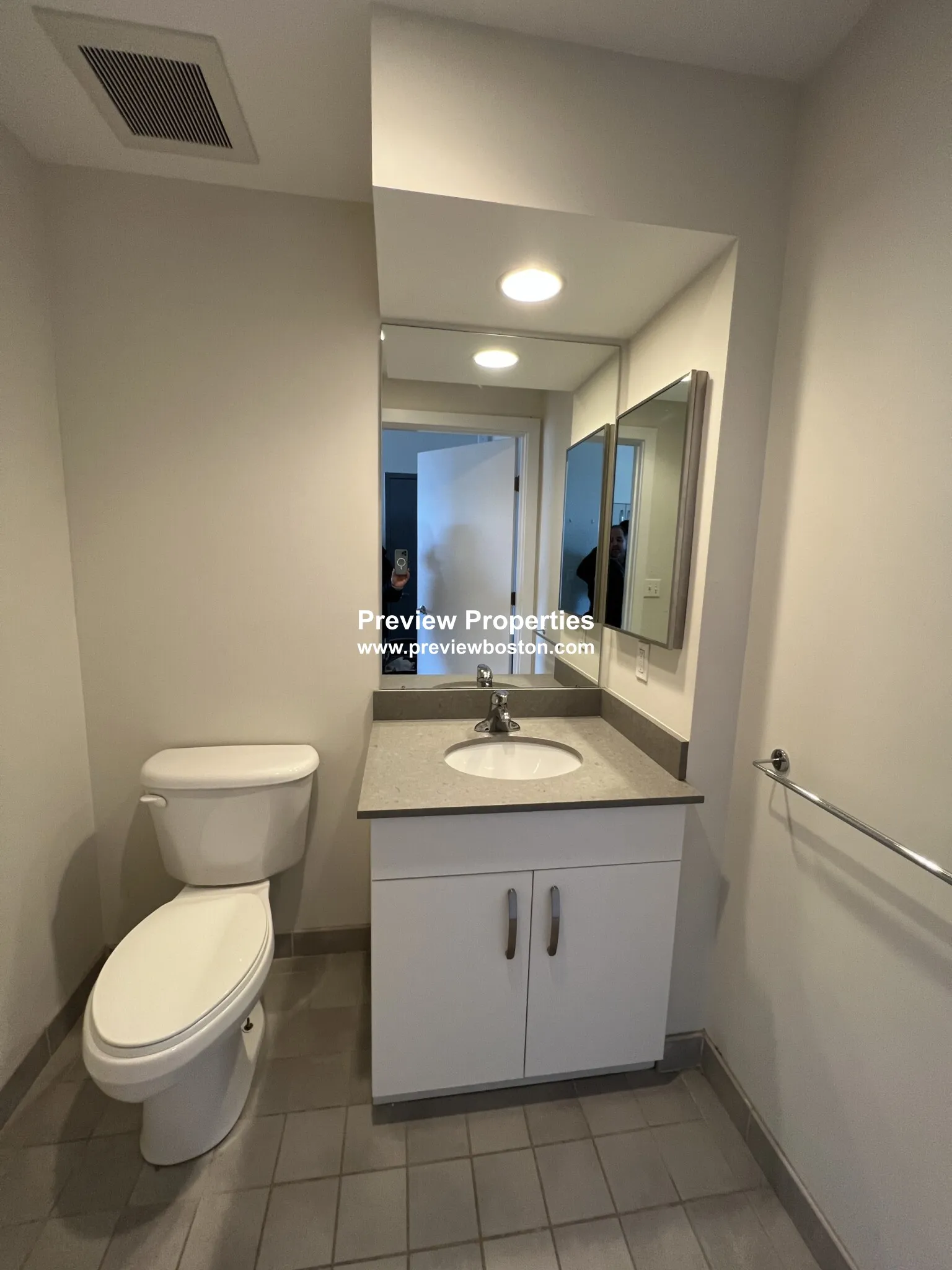 2 bed, 1.5 bath apartment for rent at 601 Albany St Unit 608, South End — photo 6 of 17