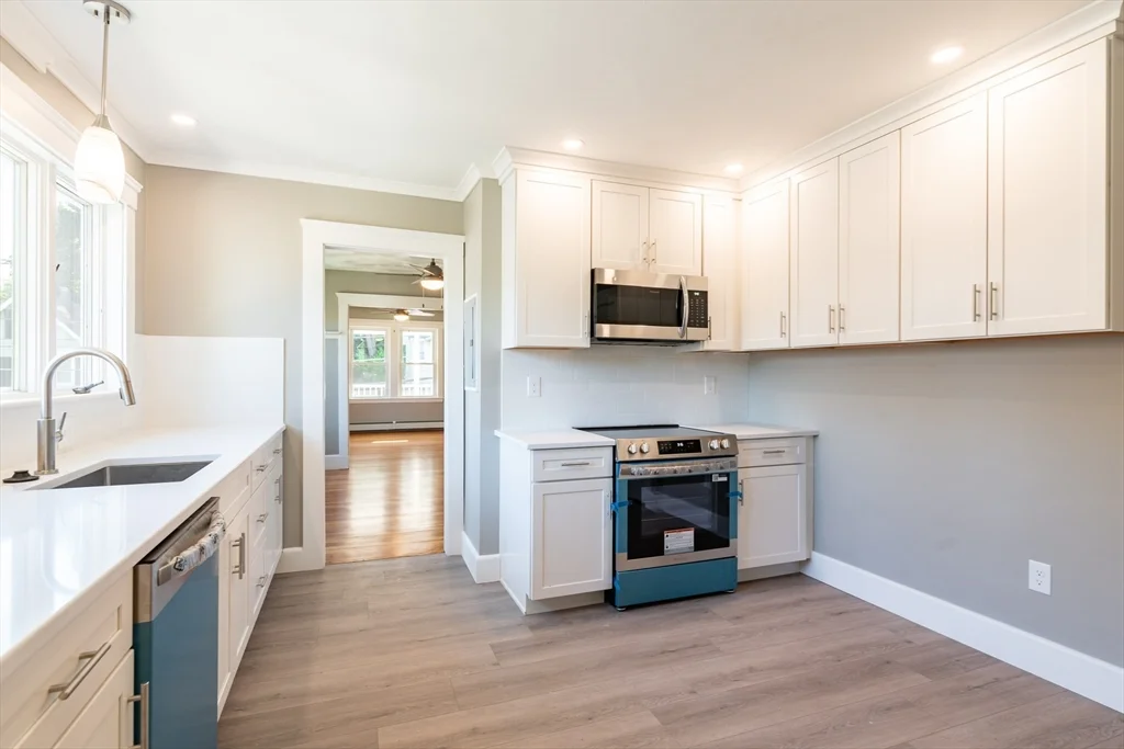 2 bed, 1 bath apartment for rent at 601 Highland Ave Unit 2, Malden — photo 4 of 28