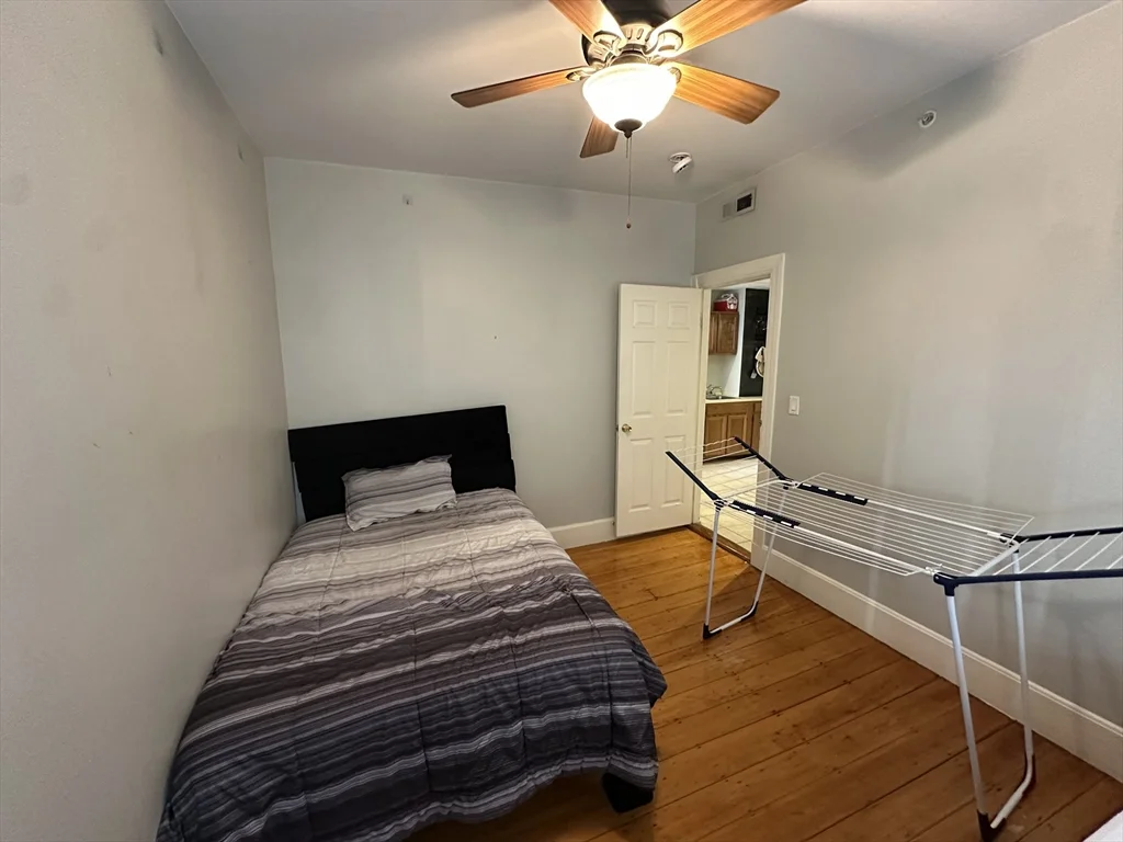 3 bed, 1 bath apartment for rent at 602 Dorchester Ave Unit 1, South Boston — photo 16 of 17