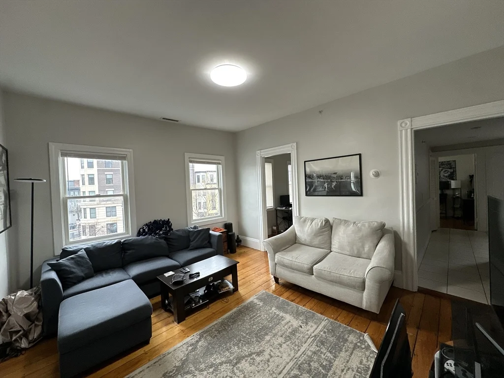 3 bed, 1 bath apartment for rent at 602 Dorchester Ave Unit 3, South Boston — photo 1 of 25