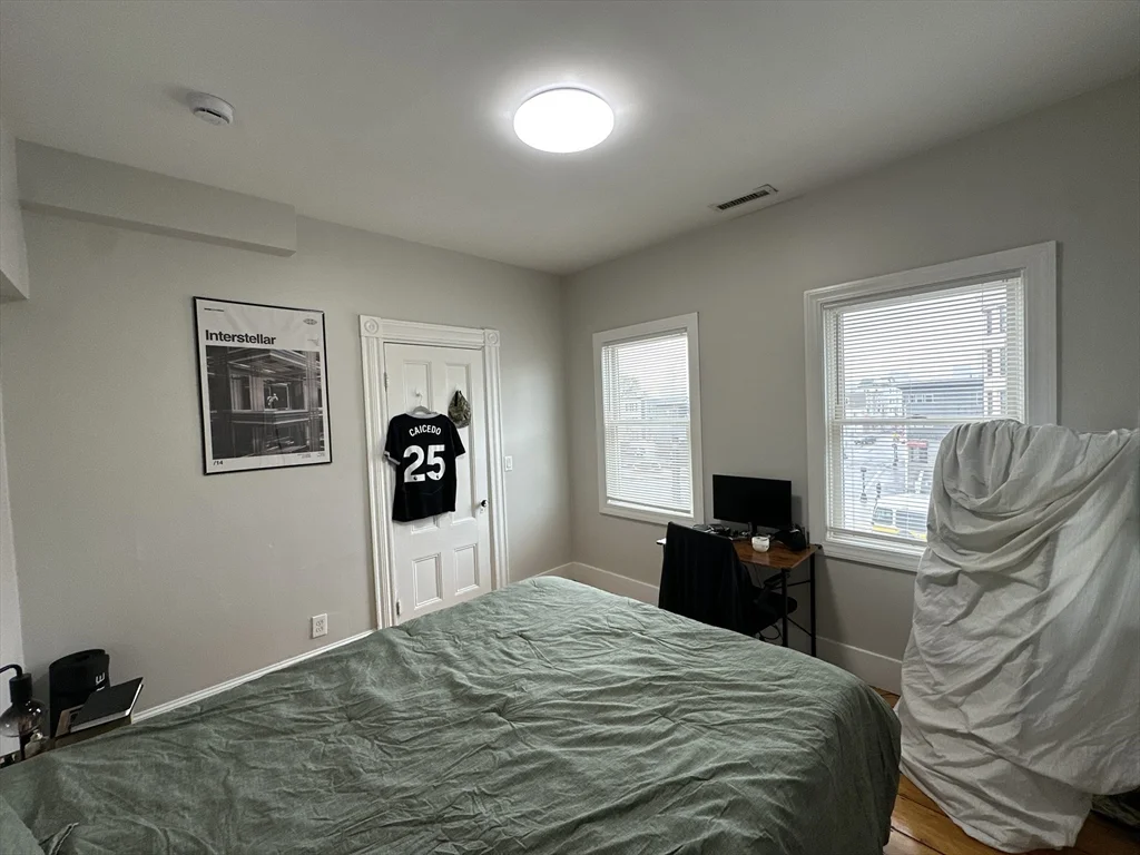 3 bed, 1 bath apartment for rent at 602 Dorchester Ave Unit 3, South Boston — photo 6 of 25