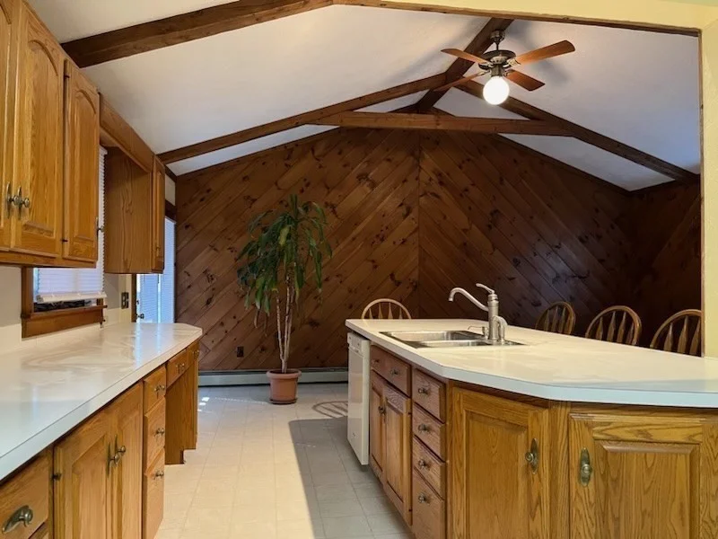 3 bed, 1 bath apartment for rent at 602 North Main Unit 0, Leominster — photo 12 of 35