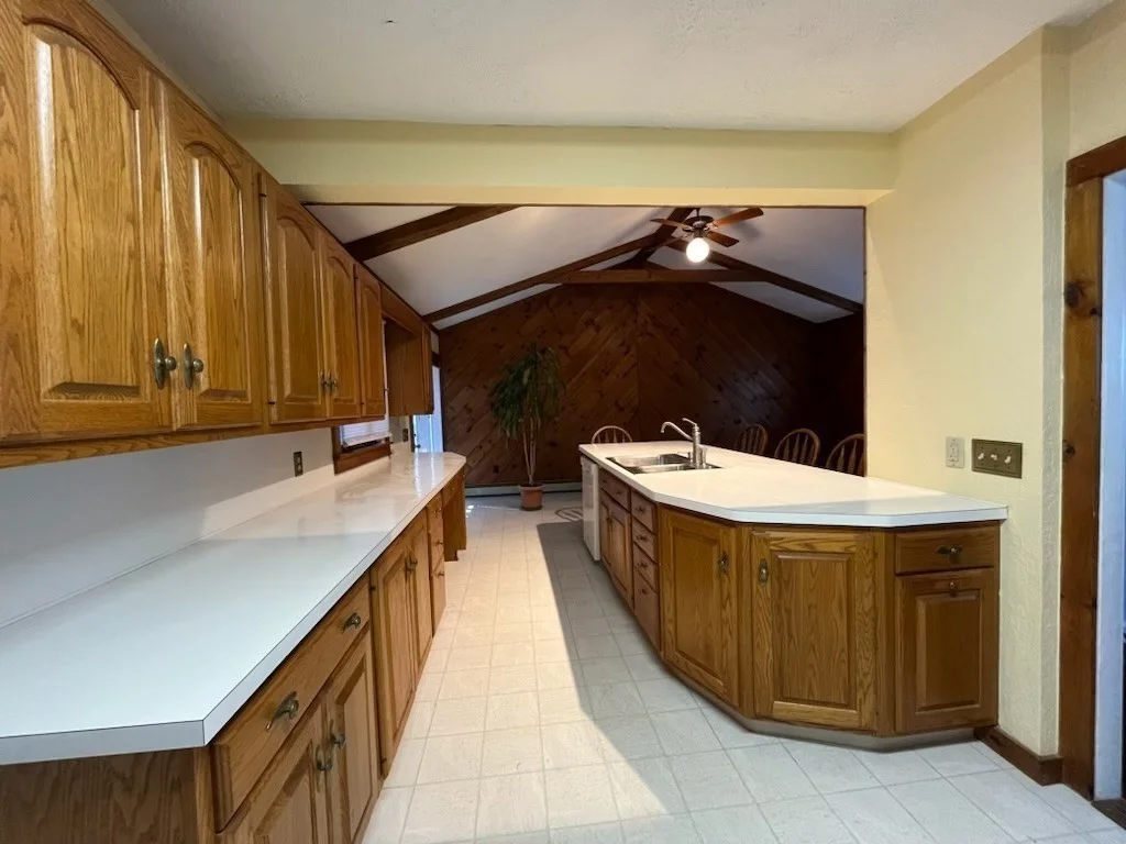 3 bed, 1 bath apartment for rent at 602 North Main Unit 0, Leominster — photo 7 of 35