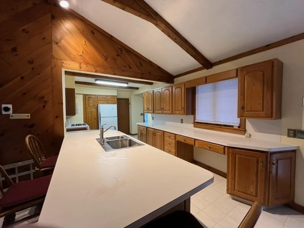 3 bed, 1 bath apartment for rent at 602 North Main Unit 0, Leominster — photo 5 of 35
