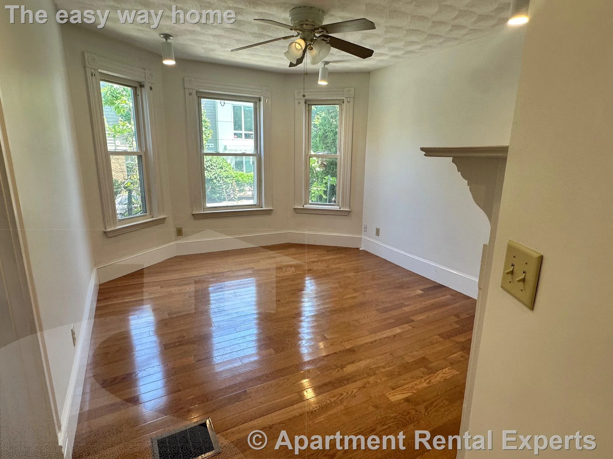 3 bed, 1 bath apartment for rent at 602 Putnam Ave, Cambridgeport — photo 3 of 10