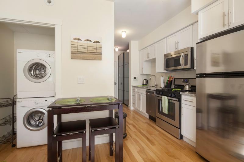 Studio bed, 1 bath apartment for rent at 603 Concord Ave Unit 309B, Cambridge Highlands — photo 2 of 10