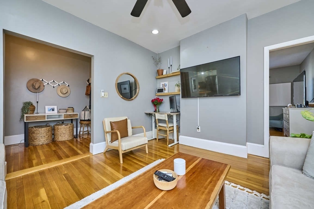 1 bed, 1 bath apartment for rent at 603 E 5th St Unit 2, South Boston — photo 3 of 18