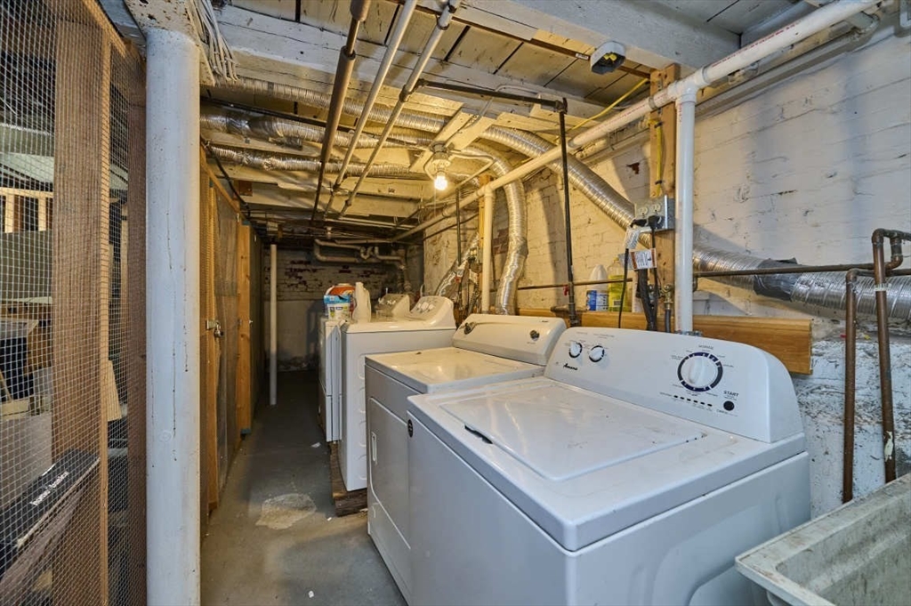 1 bed, 1 bath apartment for rent at 603 E 5th St Unit 2, South Boston — photo 13 of 18