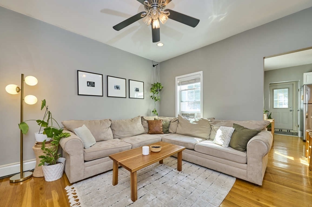 1 bed, 1 bath apartment for rent at 603 E 5th St Unit 2, South Boston