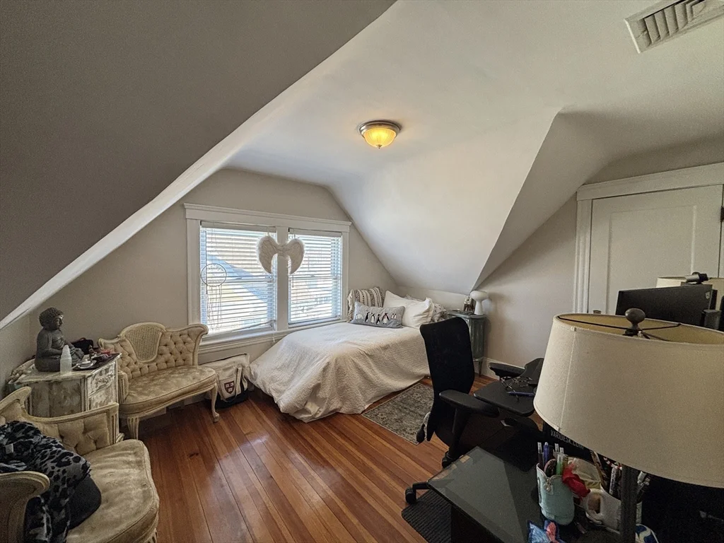 3 bed, 1 bath apartment for rent at 603 High St Unit 2, West Medford — photo 17 of 21