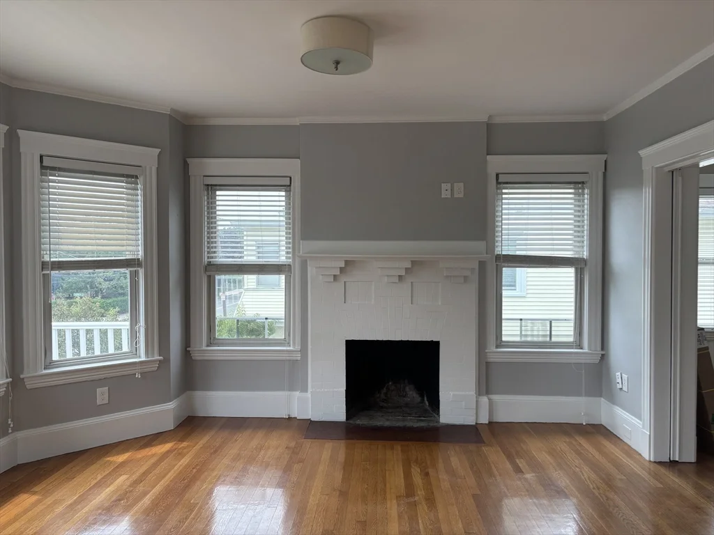 3 bed, 1 bath apartment for rent at 603 High St Unit 2, West Medford — photo 5 of 21