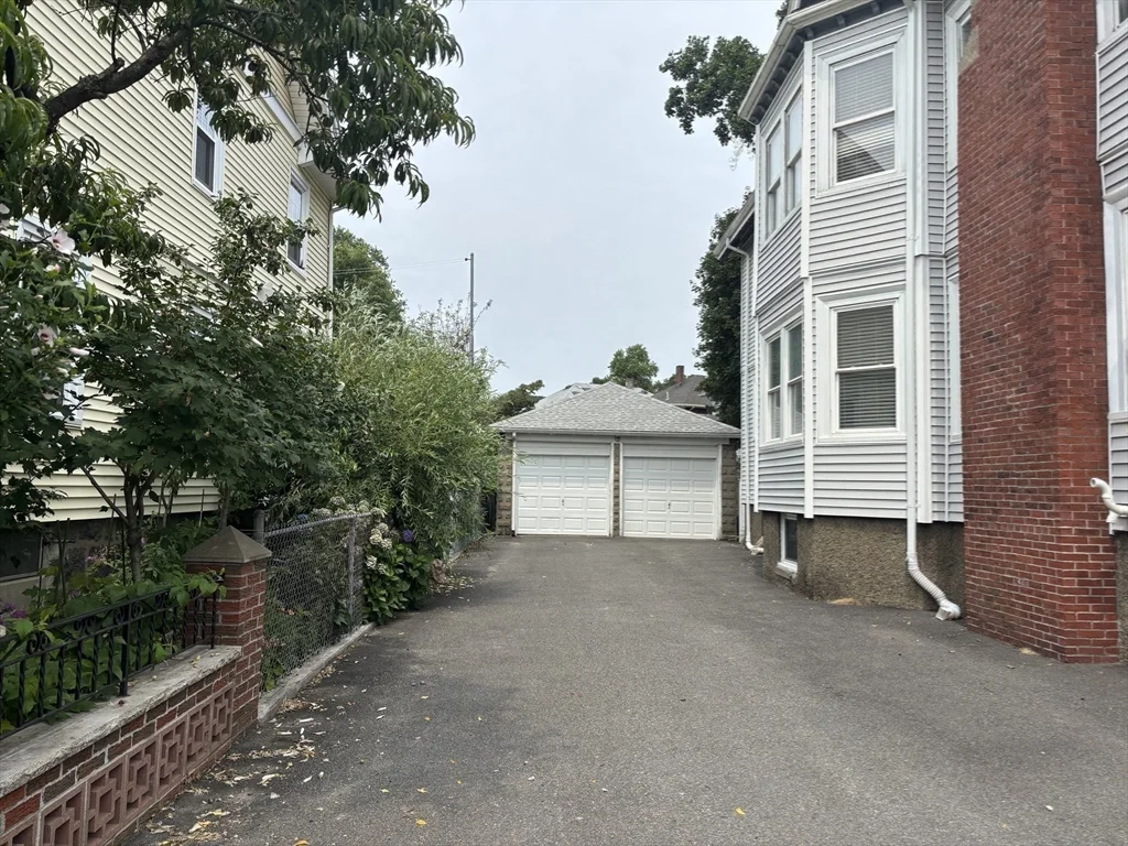 3 bed, 1 bath apartment for rent at 603 High St Unit 2, West Medford — photo 20 of 21