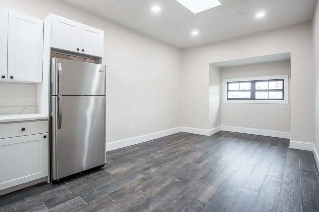 3 bed, 1 bath apartment for rent at 603 Massachusetts Ave Unit R3, Roxbury — photo 14 of 20