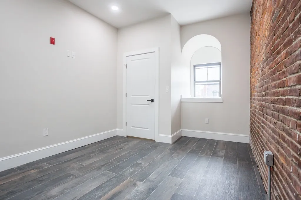 3 bed, 1 bath apartment for rent at 603 Massachusetts Ave Unit R3, Roxbury — photo 7 of 20