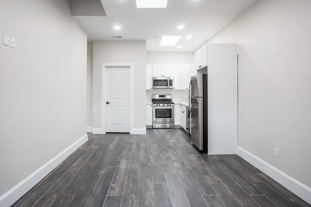 3 bed, 1 bath apartment for rent at 603 Massachusetts Ave Unit R3, Roxbury — photo 13 of 20