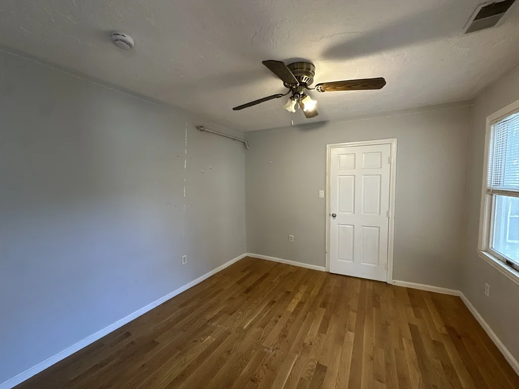 3 bed, 1 bath apartment for rent at 604 Dorchester Ave Unit 2, South Boston — photo 10 of 16