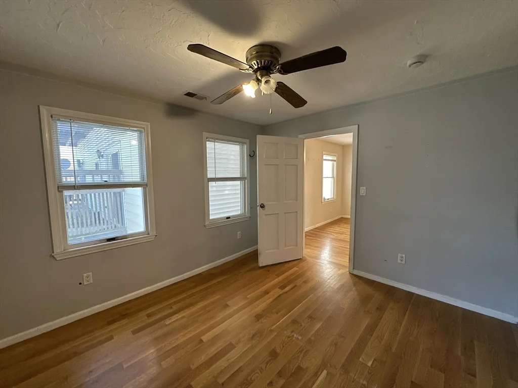 3 bed, 1 bath apartment for rent at 604 Dorchester Ave Unit 2, South Boston — photo 11 of 16