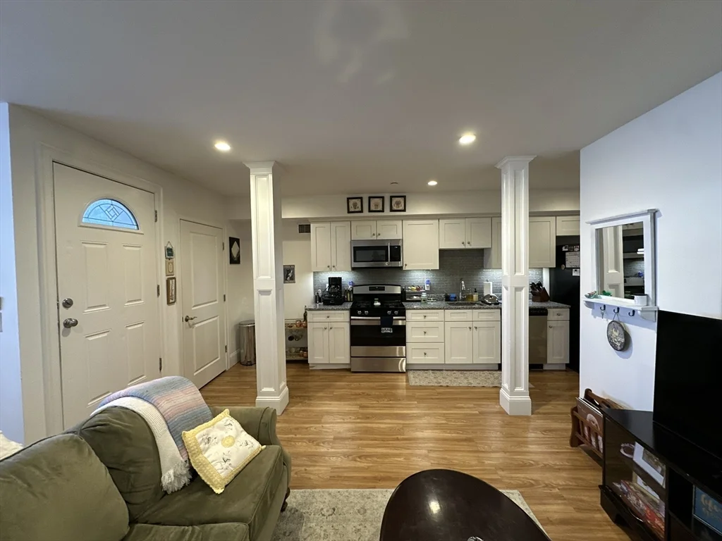 2 bed, 1 bath apartment for rent at 604 Dorchester Ave Unit A, South Boston — photo 1 of 16