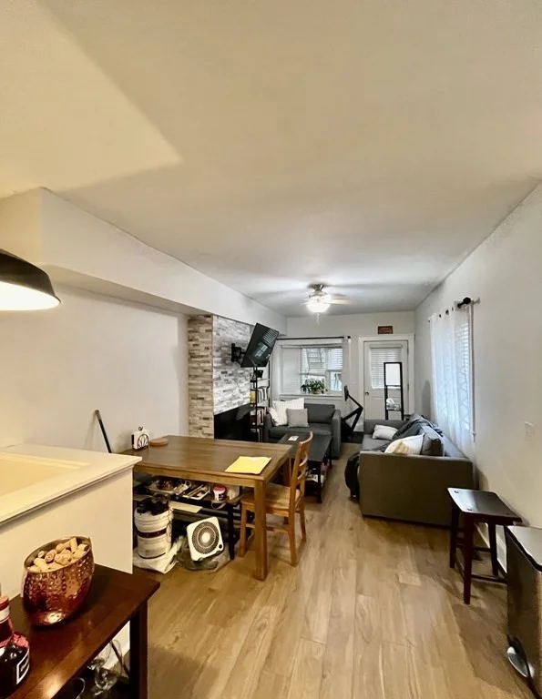 1 bed, 1 bath apartment for rent at 605 5th St Unit 1, South Boston — photo 3 of 10
