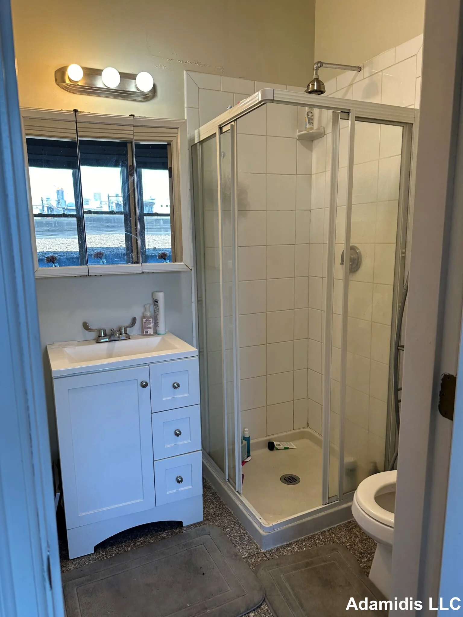 3 bed, 2 bath apartment for rent at 605 Dorchester Ave Unit 3, South Boston — photo 5 of 8