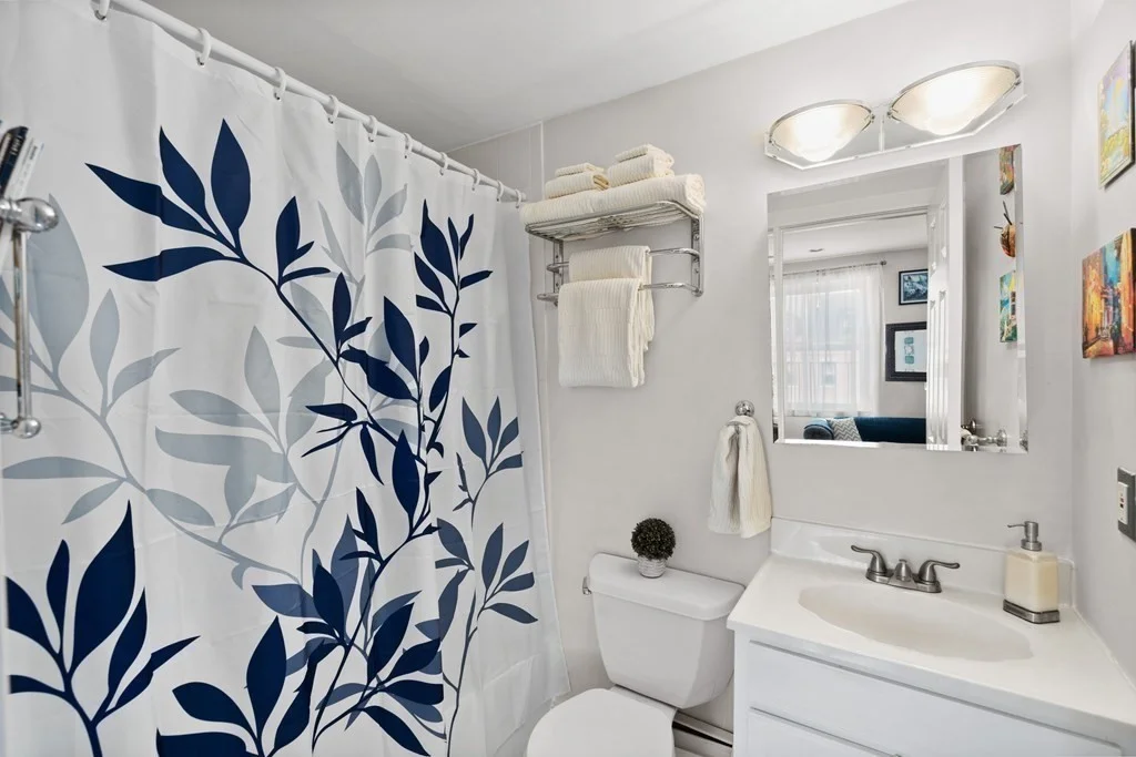 1 bed, 1 bath apartment for rent at 605 Massachusetts Unit 6, South End — photo 8 of 9