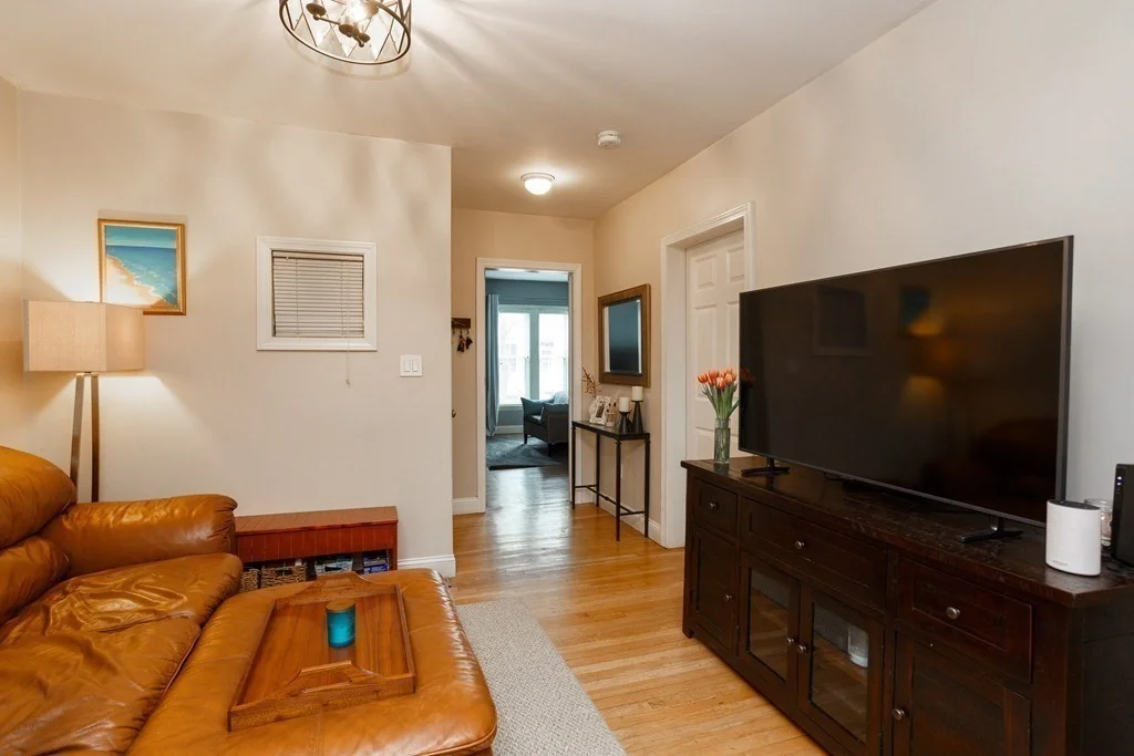 2 bed, 1 bath apartment for rent at 606 E 6th St Unit 1, South Boston — photo 6 of 11