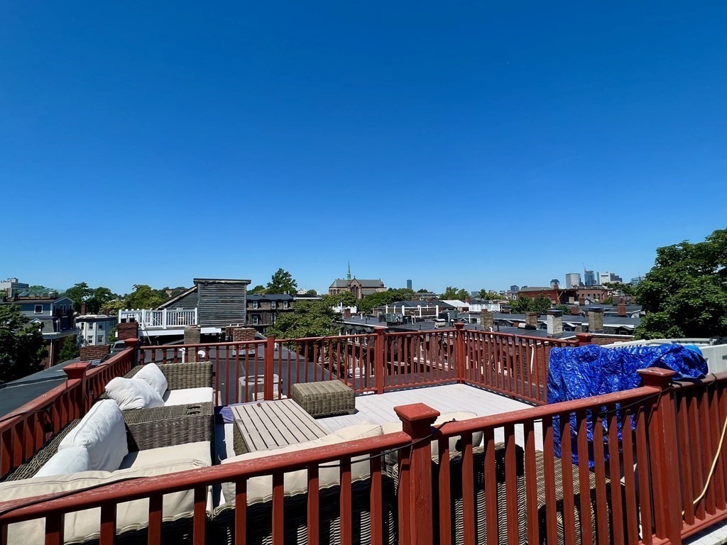 2 bed, 1 bath apartment for rent at 606 E 6th St Unit 3, South Boston — photo 7 of 7