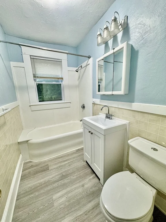 3 bed, 1 bath apartment for rent at 606 Slocum Rd Unit 2, North Dartmouth — photo 15 of 29