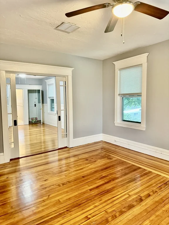 3 bed, 1 bath apartment for rent at 606 Slocum Rd Unit 2, North Dartmouth — photo 4 of 29