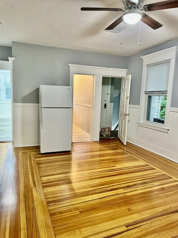 3 bed, 1 bath apartment for rent at 606 Slocum Rd Unit 2, North Dartmouth — photo 8 of 29