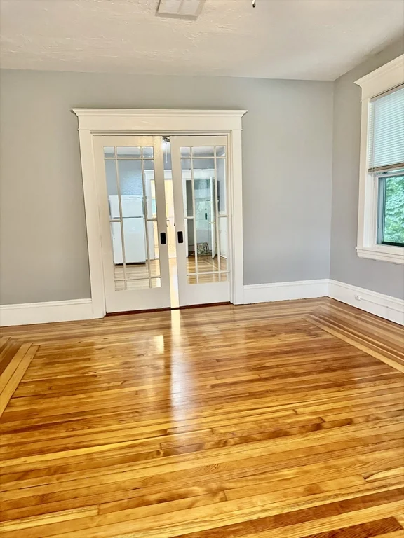 3 bed, 1 bath apartment for rent at 606 Slocum Rd Unit 2, North Dartmouth — photo 5 of 29