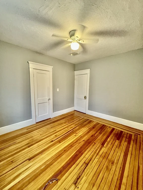 3 bed, 1 bath apartment for rent at 606 Slocum Rd Unit 2, North Dartmouth — photo 19 of 29