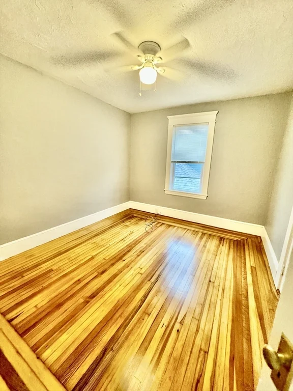 3 bed, 1 bath apartment for rent at 606 Slocum Rd Unit 2, North Dartmouth — photo 20 of 29