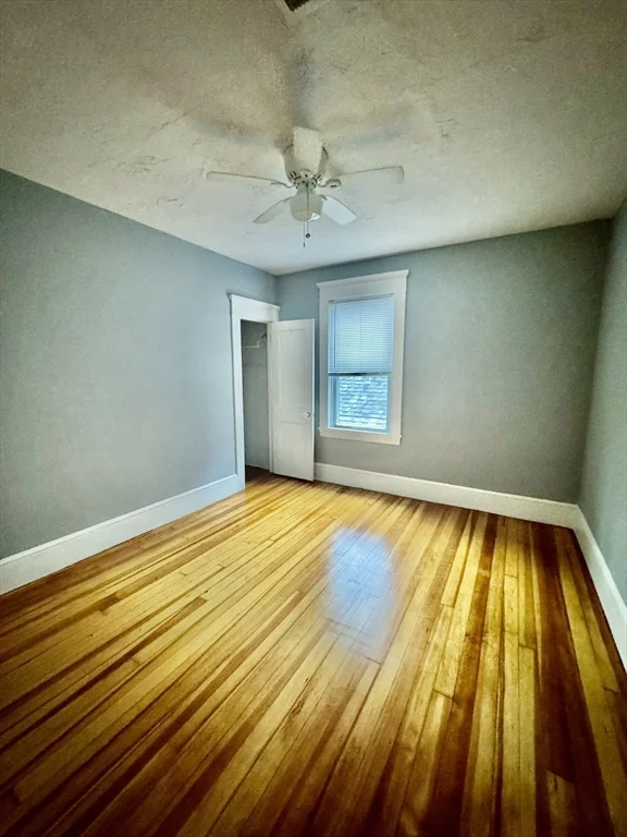 3 bed, 1 bath apartment for rent at 606 Slocum Rd Unit 2, North Dartmouth — photo 17 of 29