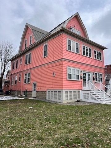 2 bed, 1 bath apartment for rent at 607 Fellsway Unit 3, Wellington — photo 1 of 6