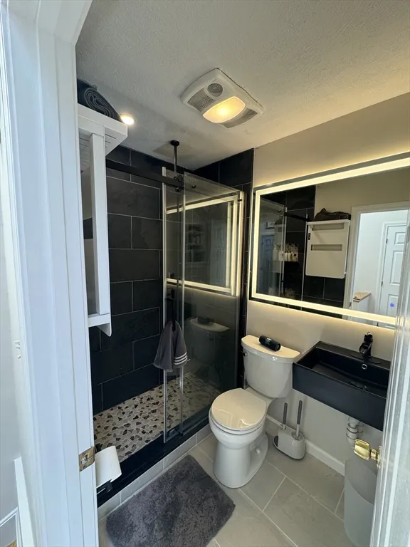 2 bed, 1 bath apartment for rent at 608 Dorchester Ave Unit 3, South Boston — photo 8 of 14