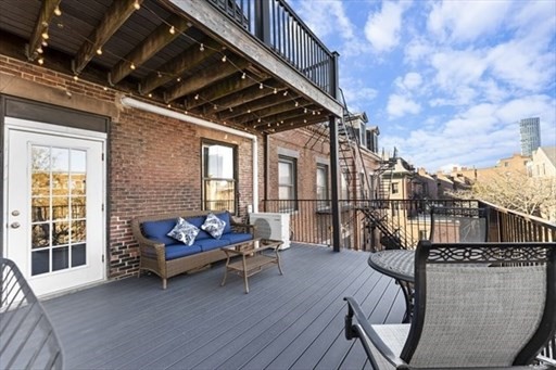 2 bed, 1 bath apartment for rent at 608 Massachusetts Ave Unit 5, South End — photo 38 of 41