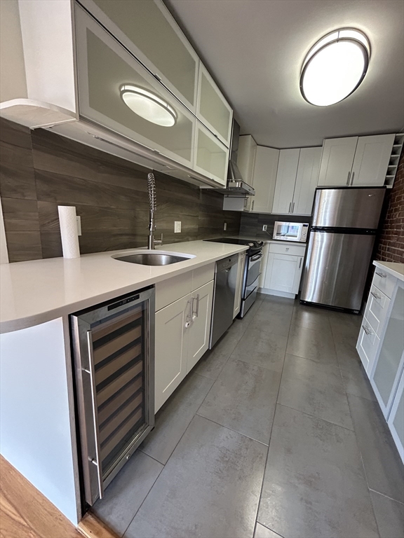 2 bed, 1 bath apartment for rent at 608 Massachusetts Ave Unit 5, South End — photo 36 of 41