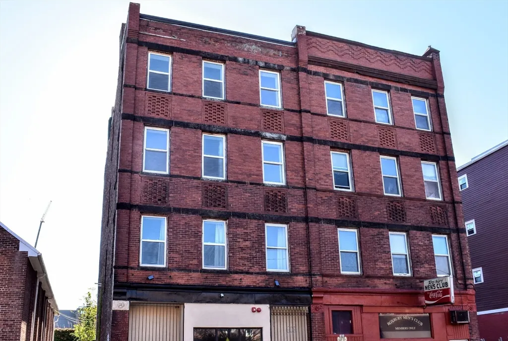 3 bed, 1 bath apartment for rent at 608 Shawmut Ave Unit 3, South End — photo 9 of 22