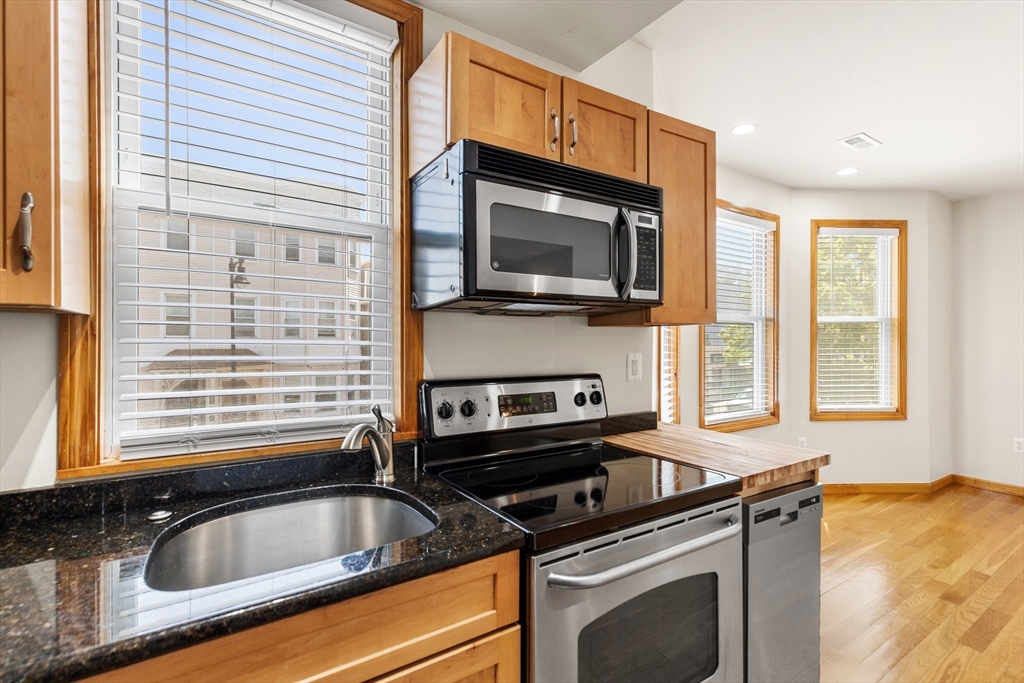 2 bed, 1 bath apartment for rent at 609 Dorchester Ave Unit R1, South Boston — photo 8 of 29