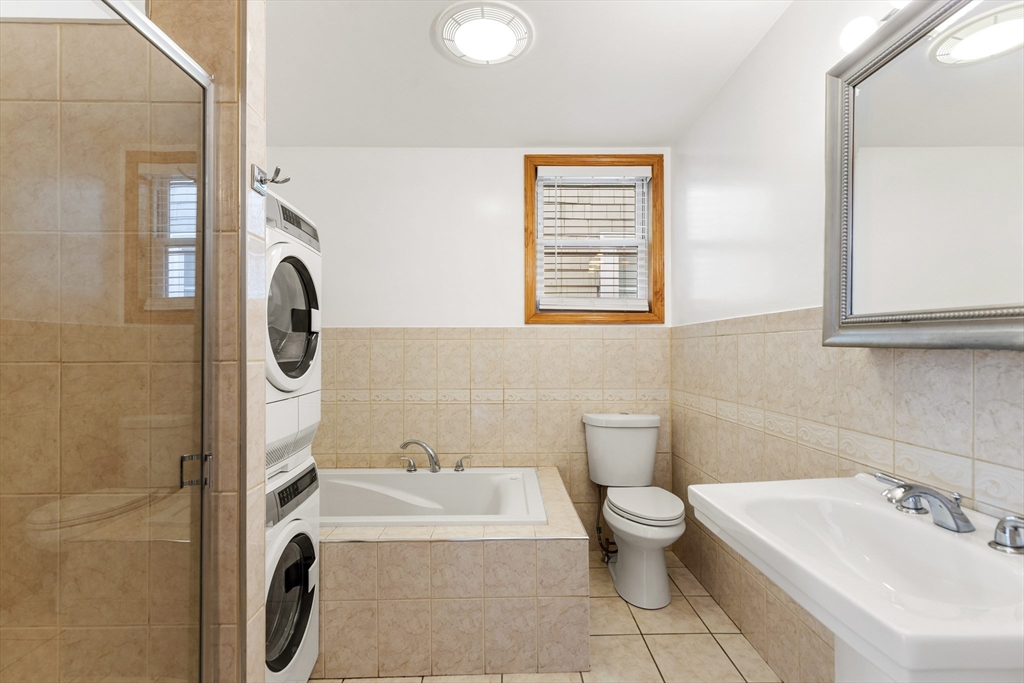 2 bed, 1 bath apartment for rent at 609 Dorchester Ave Unit R1, South Boston — photo 24 of 29