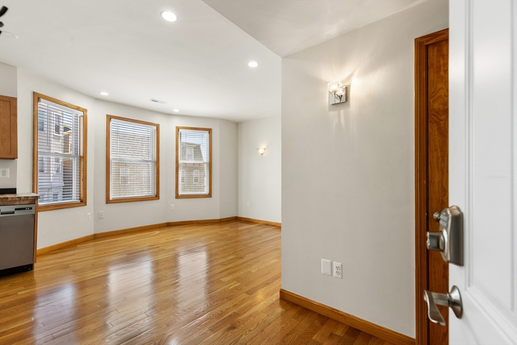 2 bed, 1 bath apartment for rent at 609 Dorchester Ave Unit R1, South Boston — photo 10 of 29