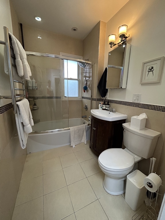 2 bed, 1 bath apartment for rent at 609 Centre St Unit 3, Jamaica Plain — photo 13 of 17
