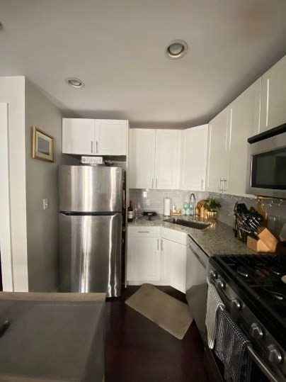 1 bed, 1 bath apartment for rent at 609 E 2nd St Unit 1, South Boston — photo 3 of 7