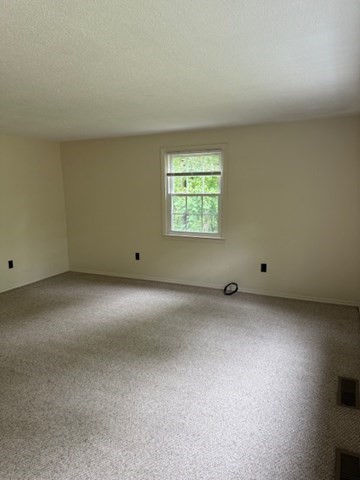 2 bed, 1 bath apartment for rent at 609 Flat Hill Rd Unit 609, Lunenburg — photo 5 of 21