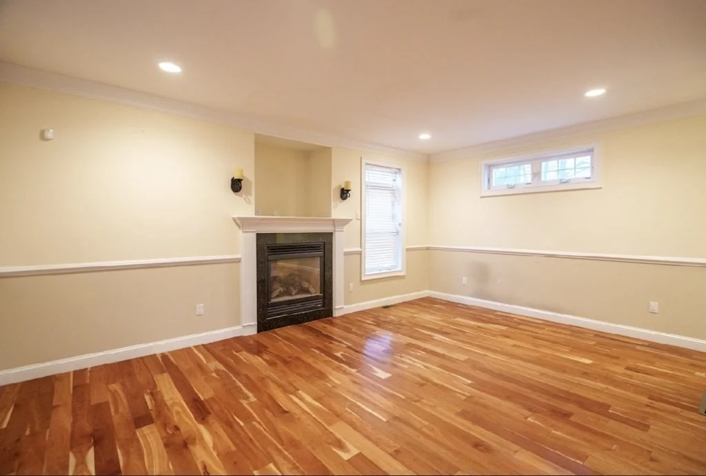 4 bed, 3.5 bath apartment for rent at 61 Baker St Unit 0, Belmont Center — photo 3 of 19