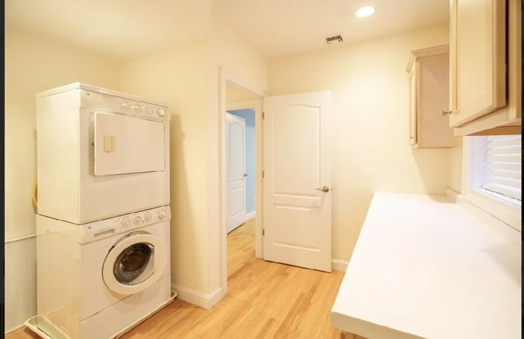 4 bed, 3.5 bath apartment for rent at 61 Baker St Unit 0, Belmont Center — photo 14 of 19
