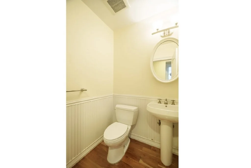 4 bed, 3.5 bath apartment for rent at 61 Baker St Unit 0, Belmont Center — photo 4 of 19