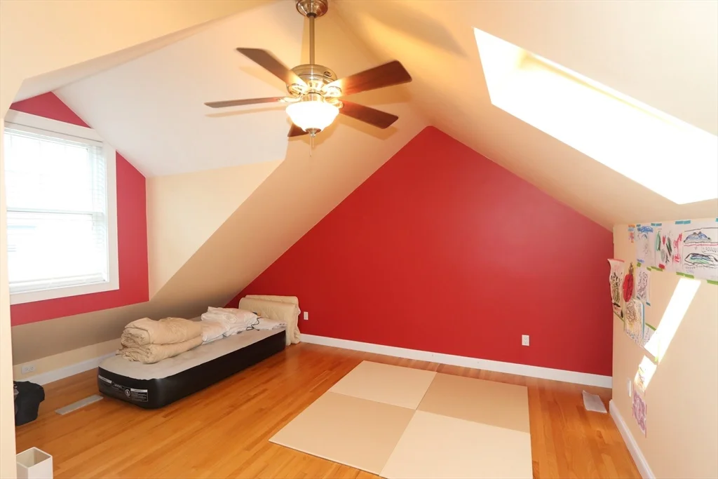 4 bed, 3 bath apartment for rent at 61 Baker St Unit 61, Belmont — photo 21 of 32